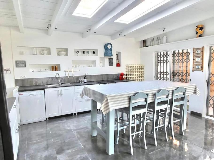 לה קאלה דה מיחאס Villa Capitano -Seaviews -4 Bedrooms - La Cala מראה חיצוני תמונה
