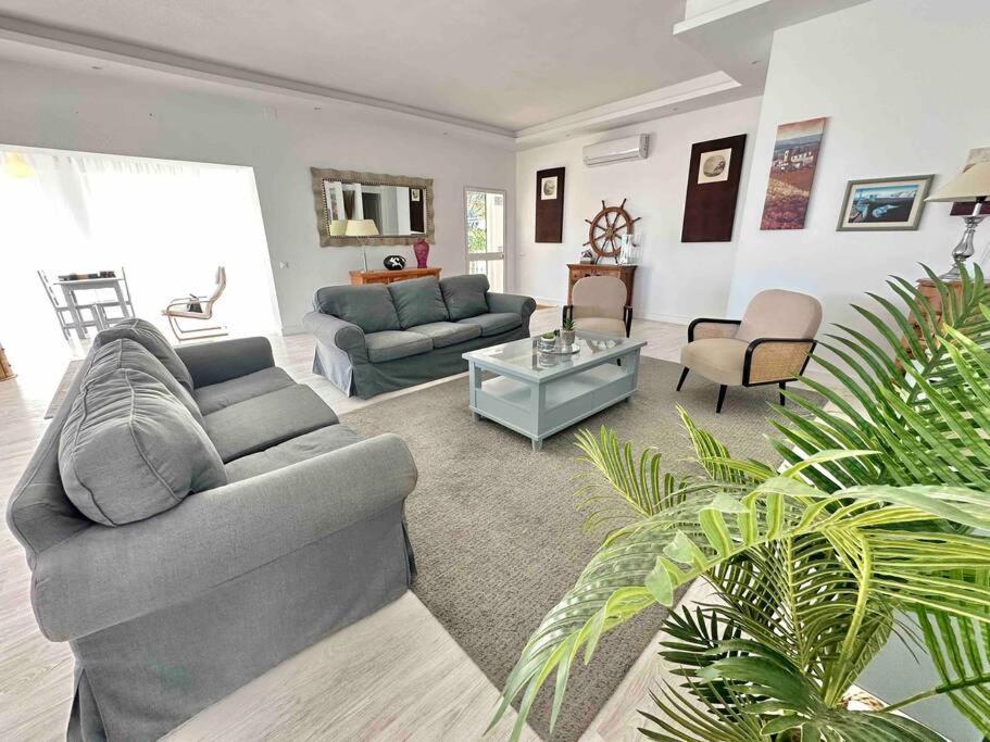 לה קאלה דה מיחאס Villa Capitano -Seaviews -4 Bedrooms - La Cala מראה חיצוני תמונה